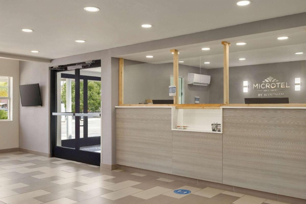 Microtel Inn & Suites by Wyndham Raleigh Image 40