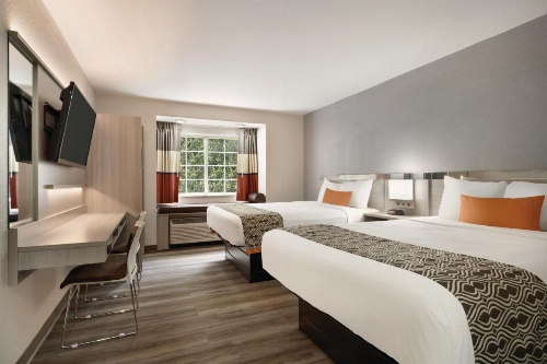 Microtel Inn & Suites by Wyndham Raleigh image 46