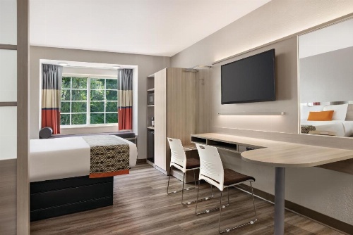 Microtel Inn & Suites by Wyndham Raleigh image 47