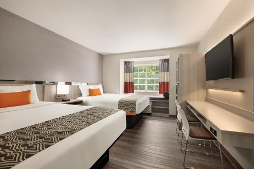 Microtel Inn & Suites by Wyndham Raleigh image 49