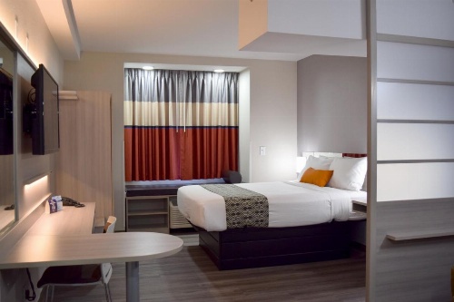 Microtel Inn & Suites by Wyndham Raleigh image 5